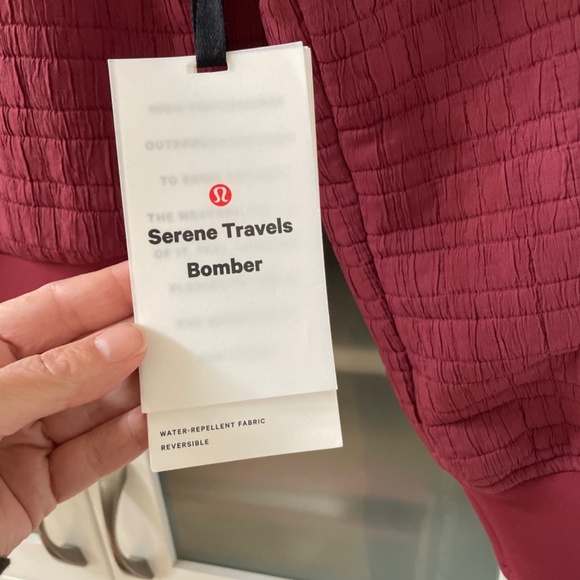 Lululemon Serene Travels Bomber Jacket SZ 6 Chianti NWT REVERSIBLE!❤️ - Picture 2 of 9